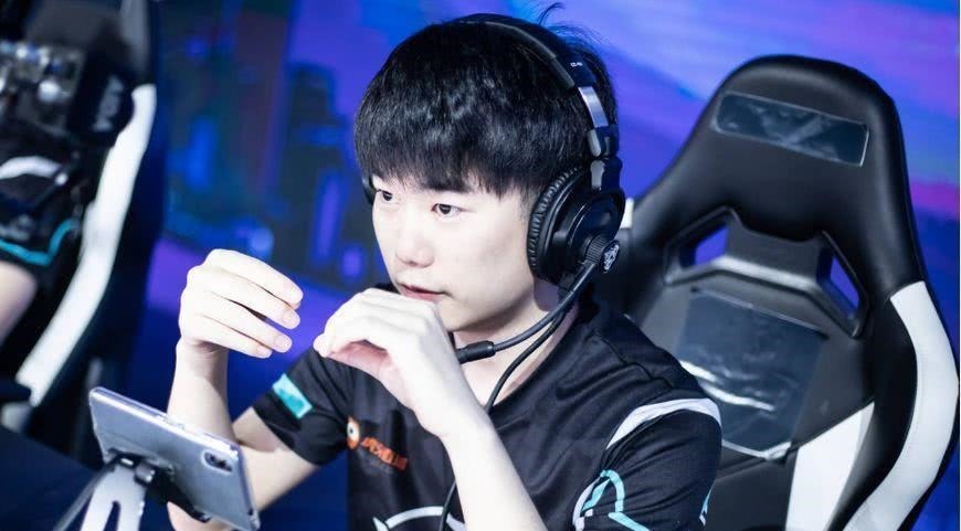 结合牌面与 结合牌面与