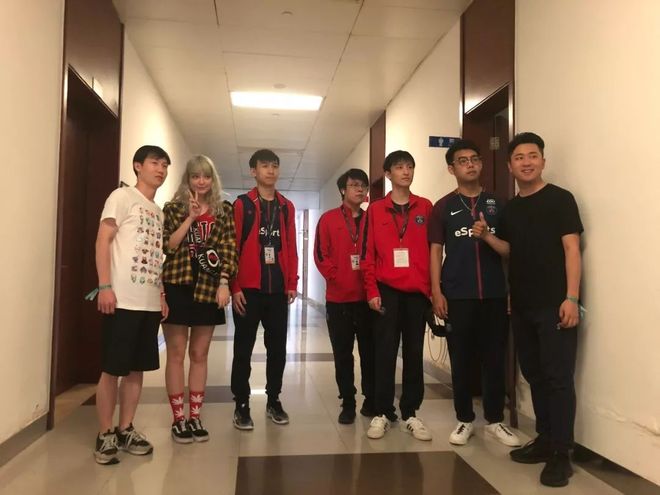 牌路不顺时 牌路不顺时